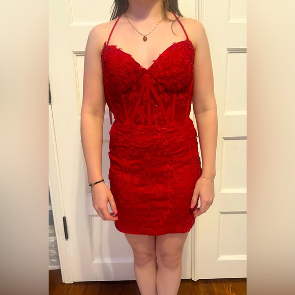 Kiss Prom dress in red! A must for HOCO! - Picture 1 of 3